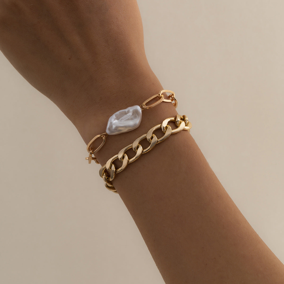 Exaggerated Multi-layer Chain Bracelet